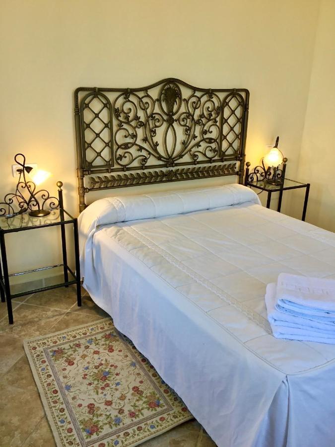 Villa Auristela นาเวีย ภายนอก รูปภาพ